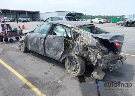 2017 Nissan Altima 2.5 S z USA, uszkodzony, nr VIN 1N4AL3AP1HC134623